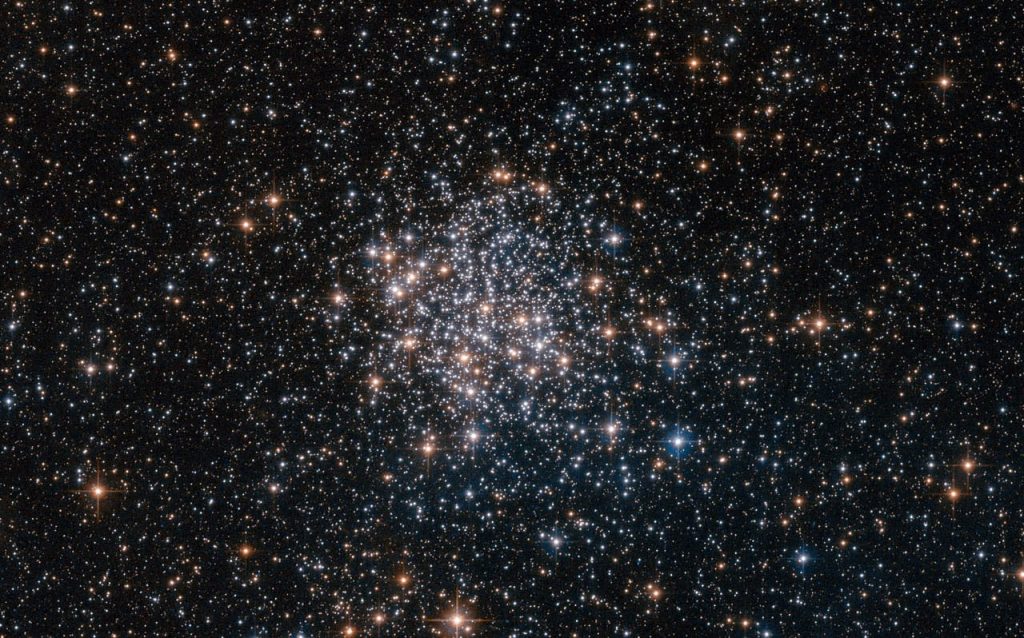 Hubble Space Telescope Captures a Gorgeous Sprinkling of Stars