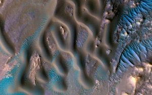 Stunning 'Blue' Ripples Reveal The Way The Wind Blows On Mars